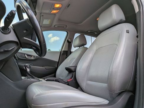 Used 2019 Hyundai Kona Limited FWD image 13