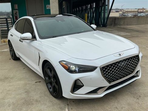 Used 2019 Genesis G70 2.0T Advanced w/ Sport Package image 9