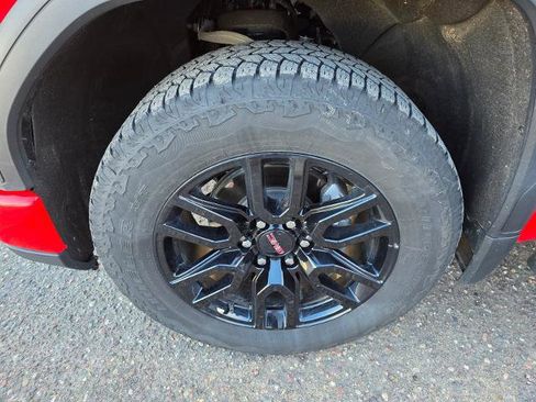 Used 2025 GMC Sierra 1500 Elevation w/ LPO, Elevation Black Package image 10