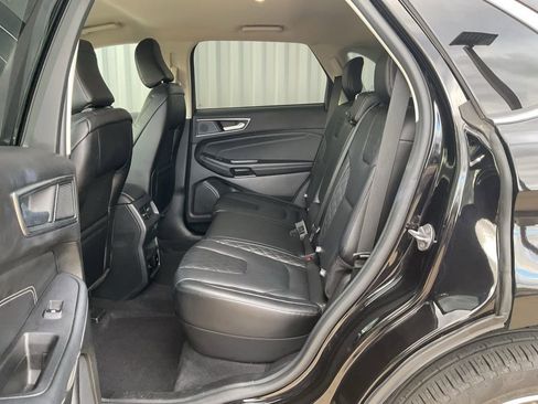 Used 2024 Ford Edge Titanium w/ Equipment Group 301A image 19