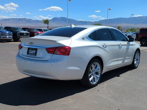 Used 2014 Chevrolet Impala LT FWD image 3