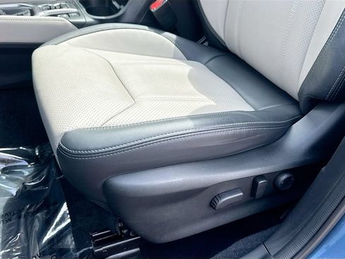 Used 2024 Subaru Forester Limited AWD/4WD image 18