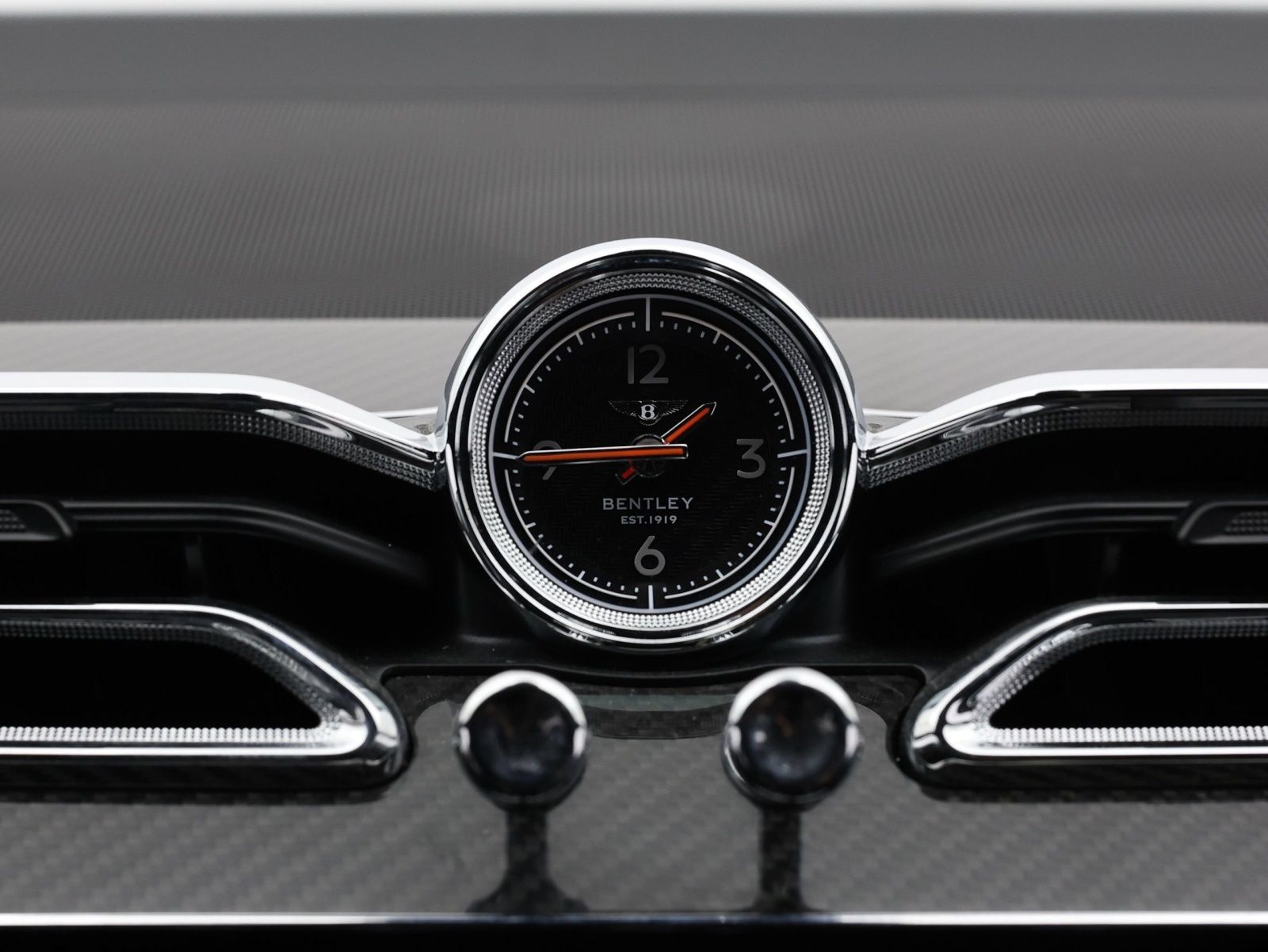 Used 2021 Bentley Bentayga Speed AWD/4WD image 32