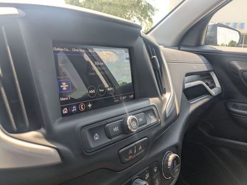 Used 2024 GMC Terrain SLE w/ Driver Convenience Package FWD image 22