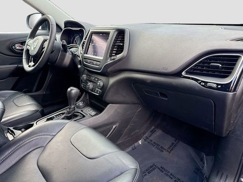 Used 2023 Jeep Cherokee Altitude Lux AWD/4WD image 29