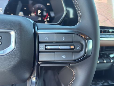 New 2026 GMC Canyon AT4 w/ Technology Plus Package AWD/4WD image 17