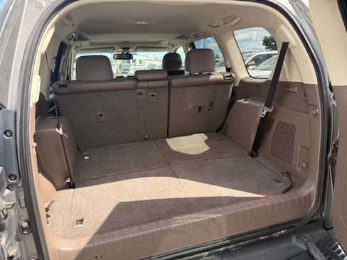 Used 2012 Lexus GX 460 Premium AWD/4WD image 34