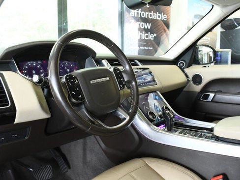Used 2019 Land Rover Range Rover Sport HSE AWD/4WD image 28