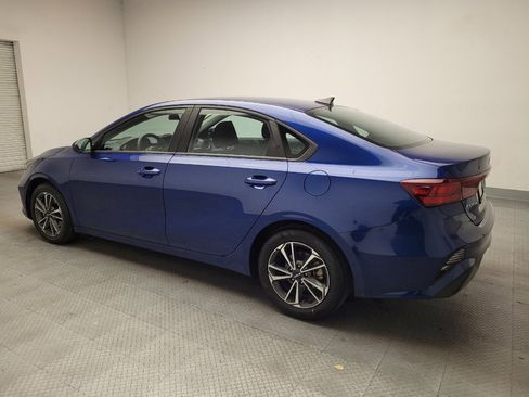 Used 2024 Kia Forte LXS FWD image 3