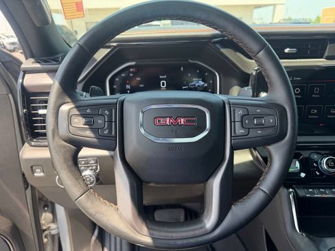 Used 2024 GMC Sierra 1500 AT4 w/ Technology Package AWD/4WD image 36