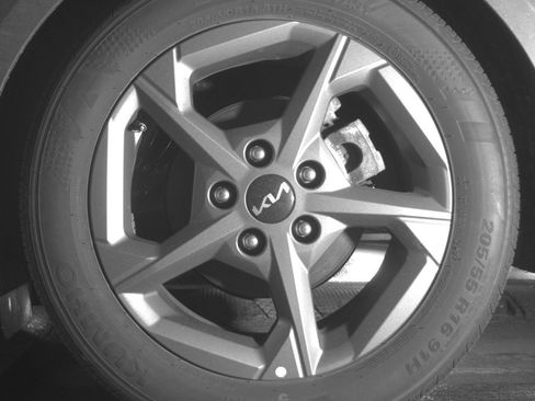 Used 2025 Kia K4 LXS image 14