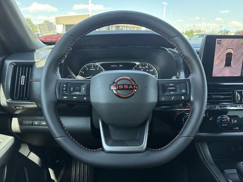Used 2026 Nissan Pathfinder Rock Creek AWD/4WD image 14
