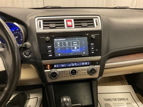 Used 2015 Subaru Outback 2.5i Limited image 23