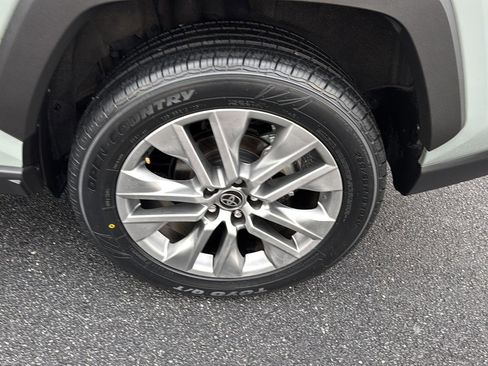 Used 2023 Toyota RAV4 XLE Premium image 32