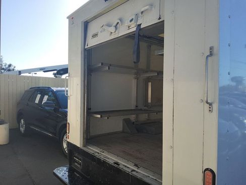 Used 2022 Ford E-350 and Econoline 350 Super Duty w/ Power Windows & Locks Group RWD image 4