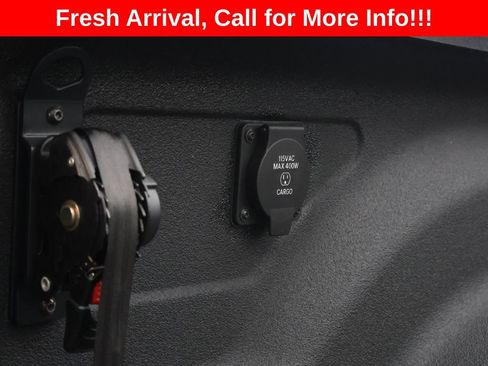 Used 2025 RAM 2500 Laramie AWD/4WD image 17