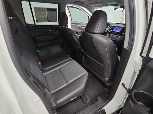 Used 2023 Honda Ridgeline RTL-E image 39