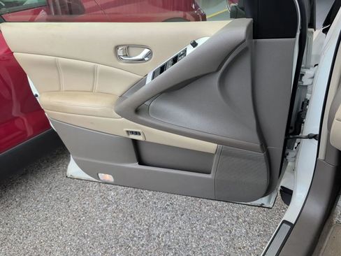 Used 2012 Nissan Murano SL w/ Navigation Pkg FWD image 8