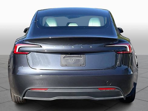 Used 2025 Tesla Model 3 Long Range image 4