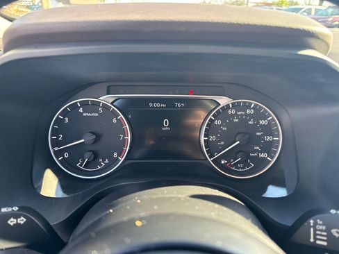 Certified 2021 Nissan Rogue S image 15