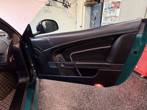 Used 2015 Aston Martin DB9 Coupe image 13