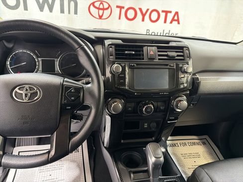 Used 2019 Toyota 4Runner TRD Off-Road Premium AWD/4WD image 27