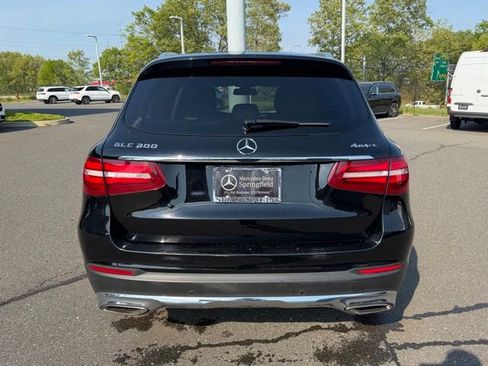Used 2018 Mercedes-Benz GLC 300 4MATIC image 3