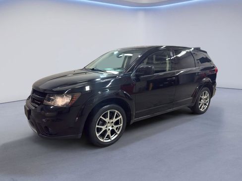 Used 2015 Dodge Journey R/T w/ Flexible Seating Group image 3