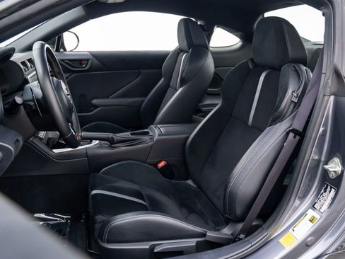 Used 2023 Toyota GR86 Premium w/ ALL Weather Mat Package (TMS) image 15