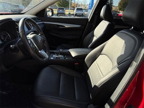 Used 2020 INFINITI QX50 Essential image 6