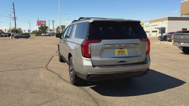 Used 2024 GMC Yukon XL AT4 w/ AT4 Premium Plus Package AWD/4WD image 7