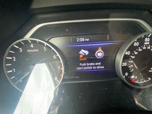 Used 2020 Nissan Murano S AWD/4WD image 19