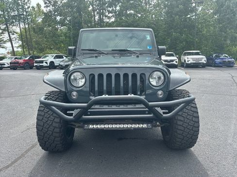 Used 2016 Jeep Wrangler Unlimited Sport w/ Max Tow Package AWD/4WD image 2