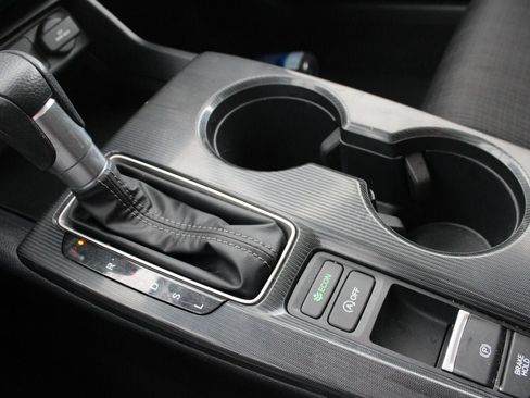 Used 2025 Honda Civic LX image 17