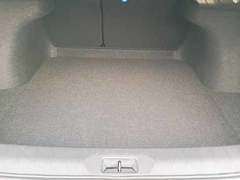 New 2026 Nissan Sentra SV w/ SV Convenience Package FWD image 7