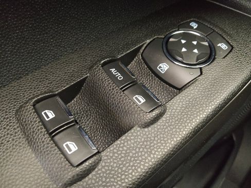 Used 2018 Ford EcoSport SE FWD image 27