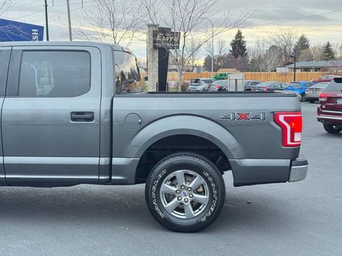 Used 2016 Ford F150 XLT w/ Trailer Tow Package image 10