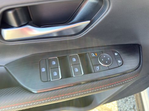 New 2026 Nissan Kicks SR w/ Cold Weather Package AWD/4WD image 12