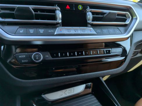 Certified 2022 BMW X3 xDrive30i w/ M Sport Package 2 AWD/4WD image 19