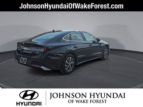 New 2026 Hyundai Sonata Blue FWD image 16