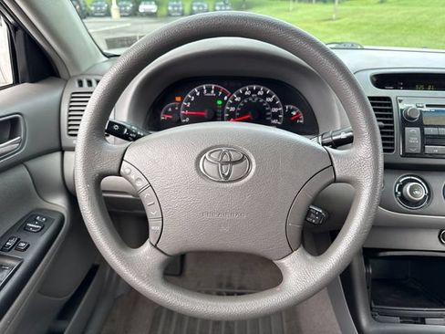 Used 2006 Toyota Camry LE FWD image 20