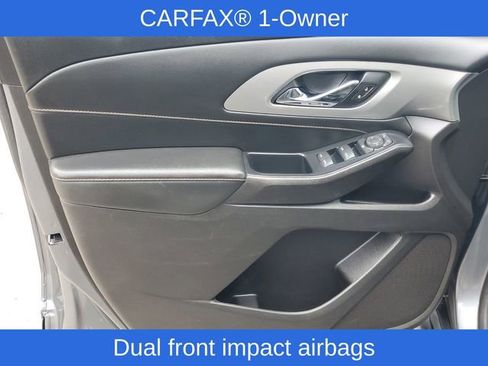 Used 2021 Chevrolet Traverse LS image 28