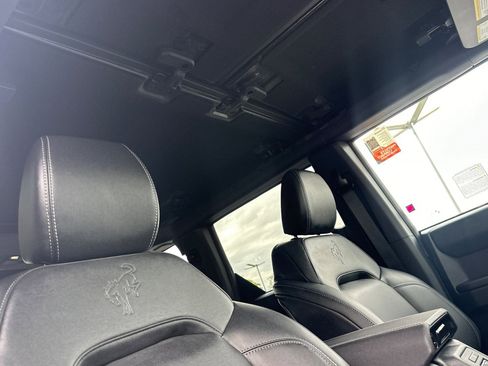 New 2025 Ford Bronco Badlands image 17