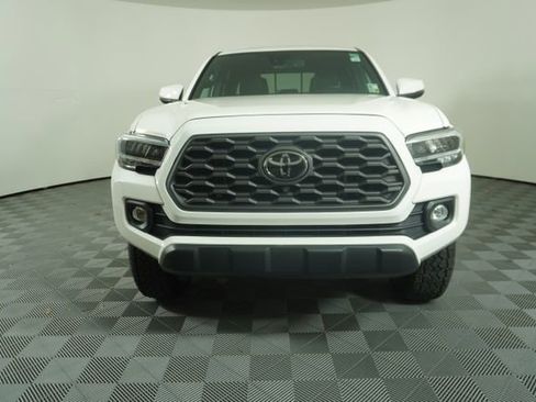 Used 2021 Toyota Tacoma TRD Off-Road w/ TRD Premium Off Road Package image 2