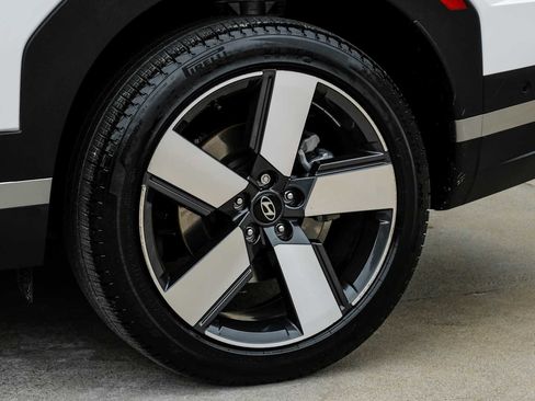 Used 2024 Hyundai Santa Fe Limited image 58