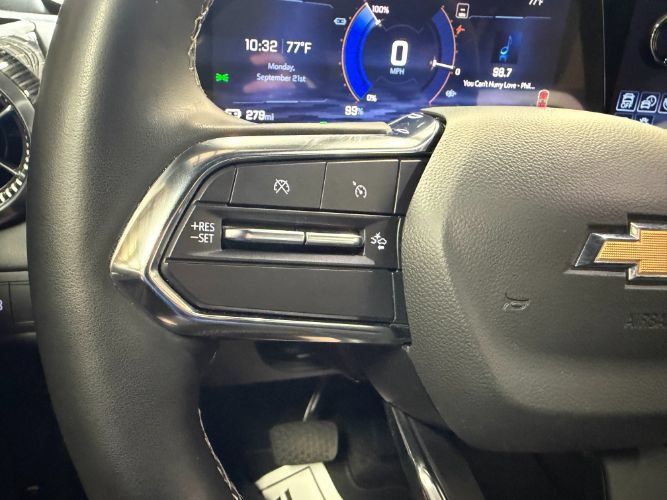 Used 2024 Chevrolet Blazer EV LT AWD/4WD image 22
