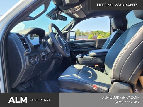 New 2025 RAM 5500 Tradesman AWD/4WD image 5