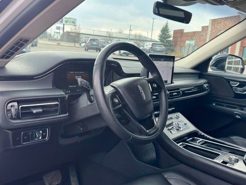 Used 2023 Lincoln Aviator AWD w/ Elements Package image 13