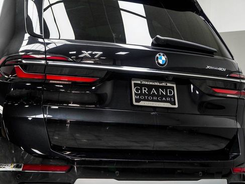Used 2025 BMW X7 xDrive40i AWD/4WD image 14