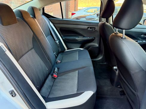 Used 2021 Nissan Versa SV image 19